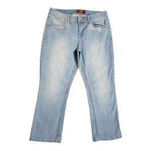 L - light blue denim cropped capri jeans bedazzled